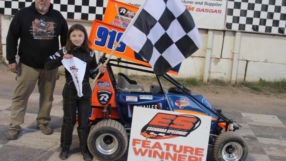 AMELIA HART VICTORIOUS ON OPENING NIGHT