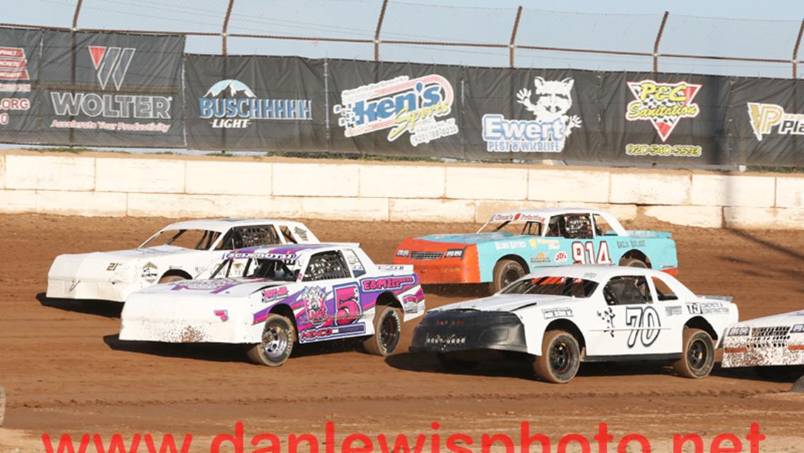 Schmidt, Woods, Stedjee, Vanderloop, Van Straten, and Kaufert Nab Independence Day Checkers