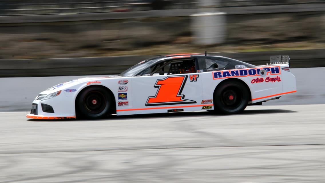 Hallstrom Gearing up for Return to Oxford-Plains Speedway This Sunday