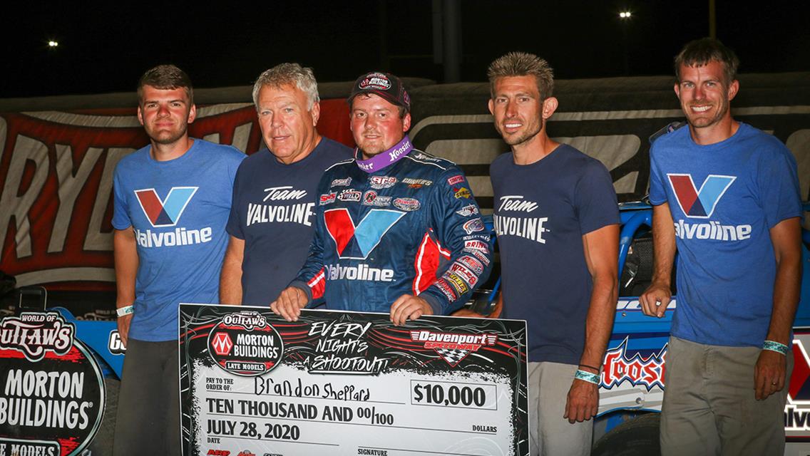 Sheppard Wins World of Outlaws Thriller at Davenport