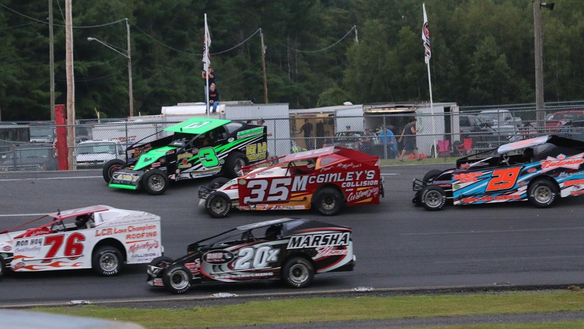 BOGO Tickets for Modified Twin 30s on Saturday!