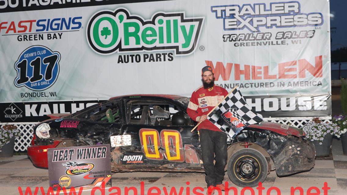MIKE MULLEN DOUBLES UP ON OUTAGAMIE LATE MODEL, STOCK WINS