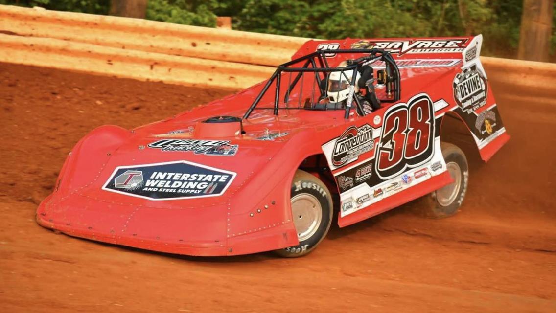 Oliver goes flag to flag for his 2nd Topless Outlaw win.