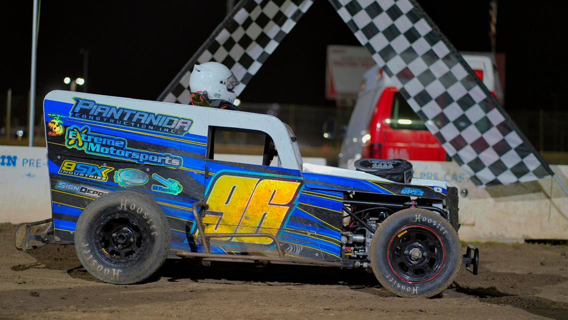 Ricky Lewis Wins Thrilling USCS Feature To Open Merced Speedway’s 2025 Season