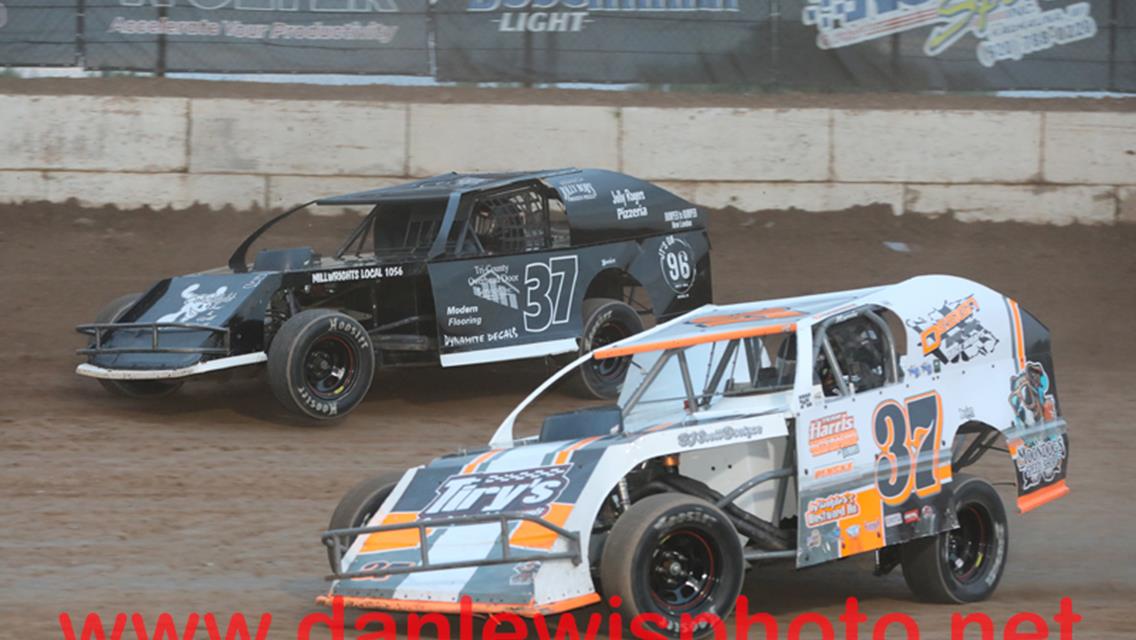 YARIE COPS OUTAGAMIE MODS; WENZEL WINS STOCK CAR BATTLE &amp; WAR (DeMars first time sportmod winner as champions crowned in all divisions).