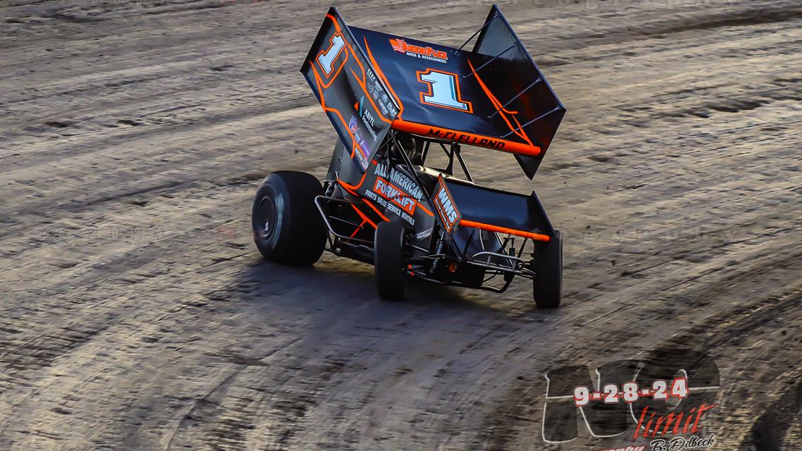 Final Sprint Car Race of 2025 Saturday Night