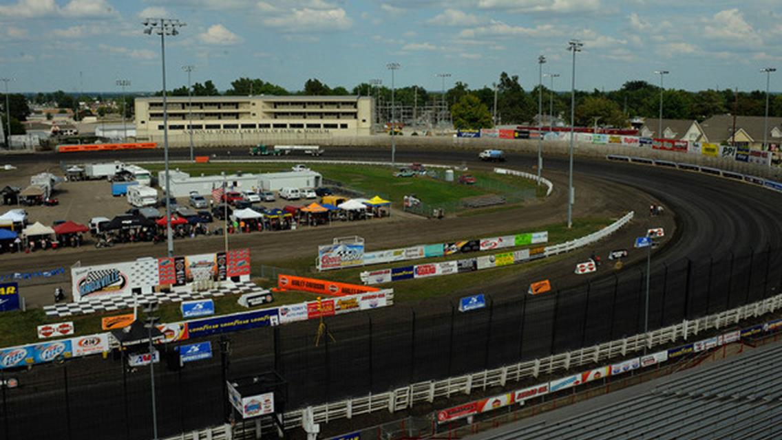 Knoxville hosts World of Outlaws this weekend