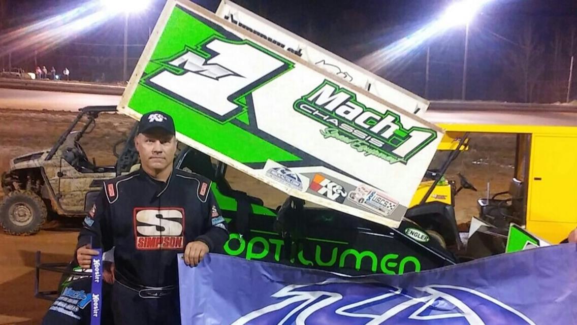 Mark Smith streaks to USCS victory at Chatham Speedway