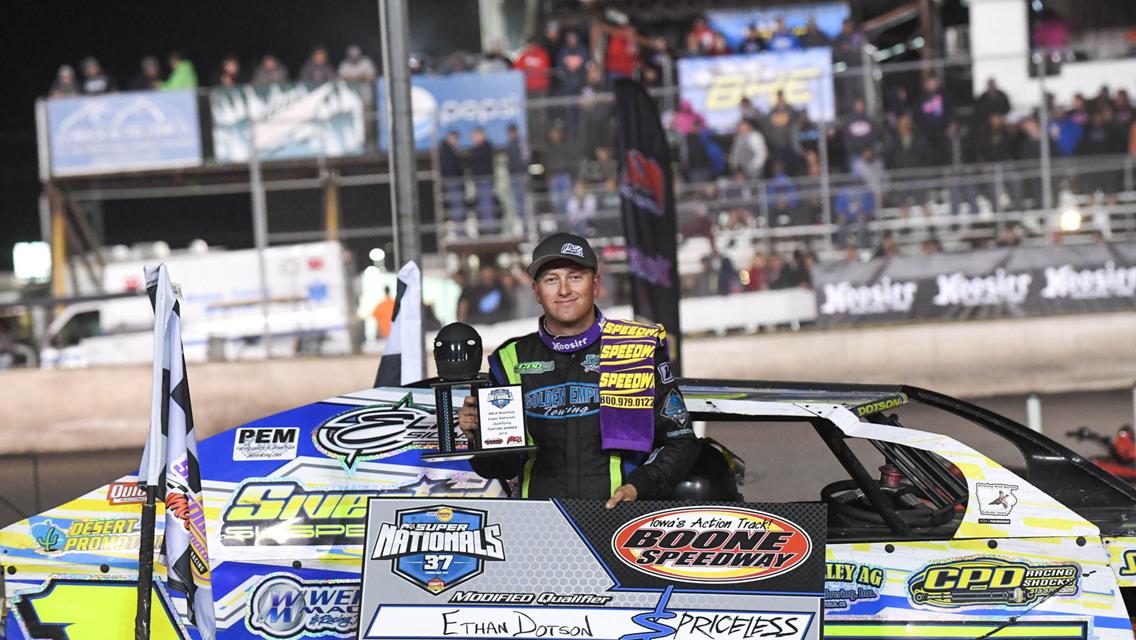 Ethan Dotson won Wednesday’s first Modified qualifying feature at the IMCA Speedway Motors Super Nationals fueled by Casey’s. (Photo by Tom Macht, www.photofinishphotos.com)