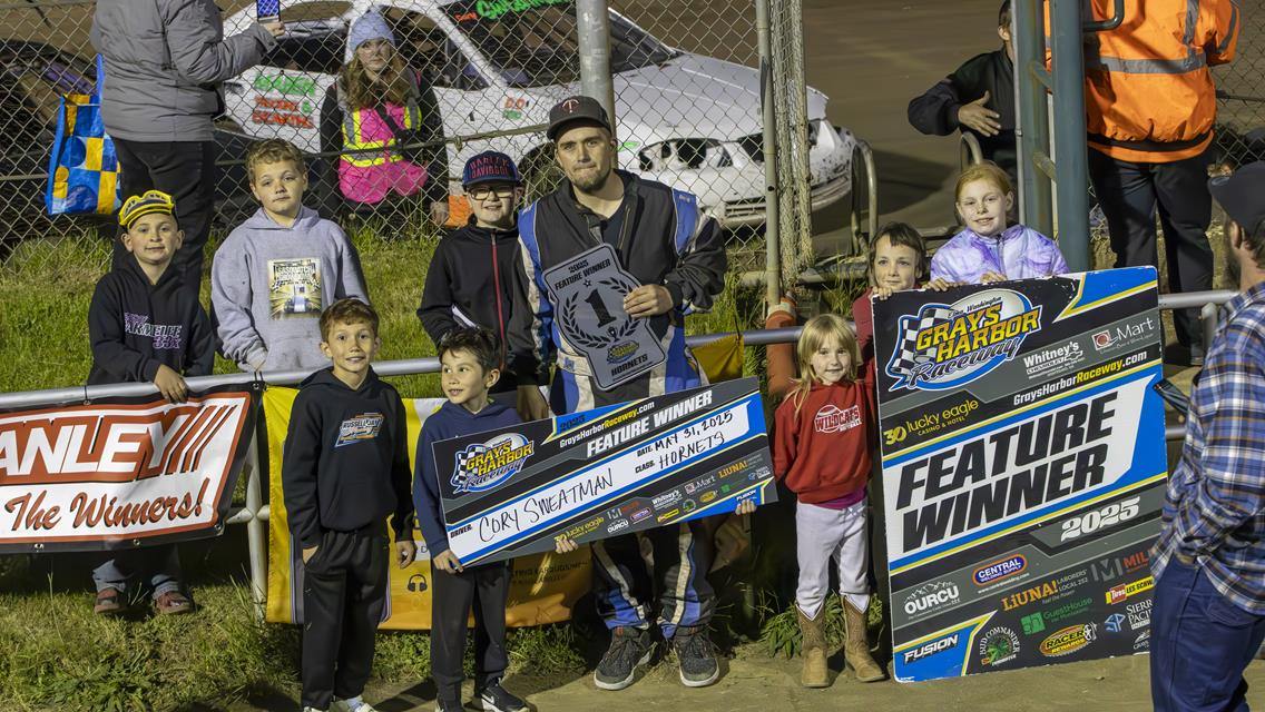 TJ Hartman, Samuel Strange, Austin  Kerrigan, Cory  Sweatman win at Grays Harbor Raceway