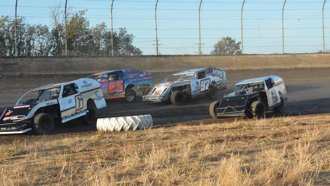 Willamette Speedway Is Back For Labor Day Bout; Practice On Friday From 2:00 PM To Dark