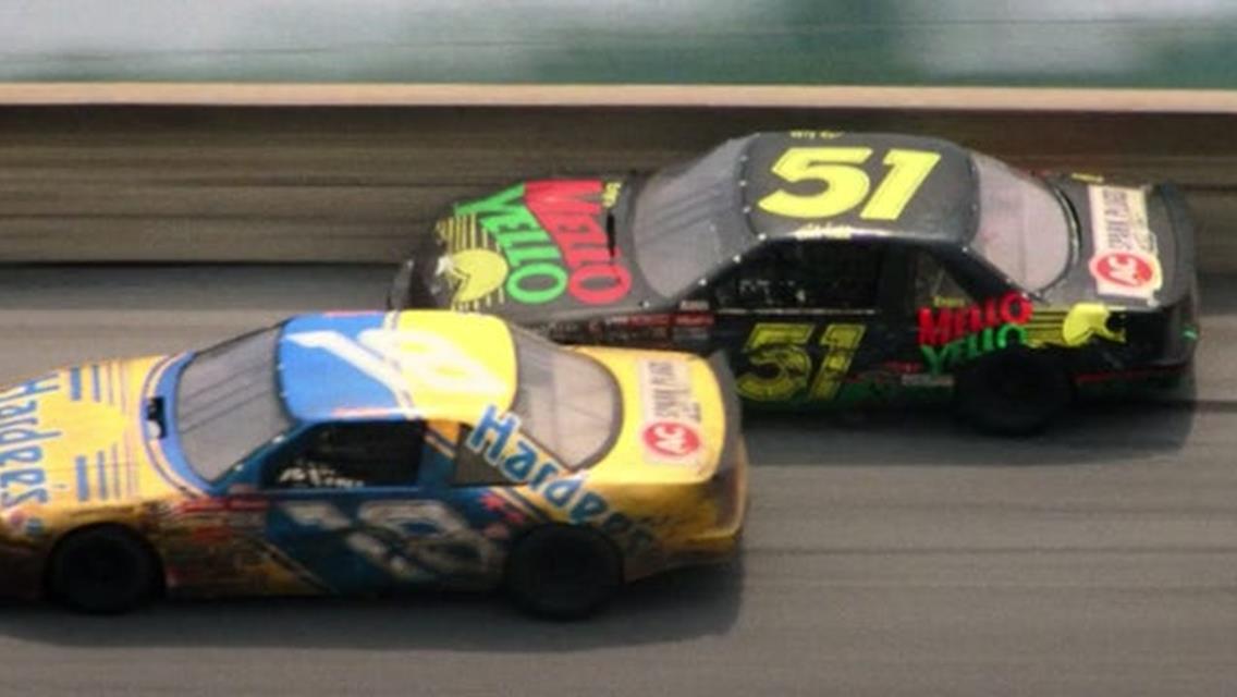 Your Favorite Driver goes to inside, wins 1990 Daytona 500