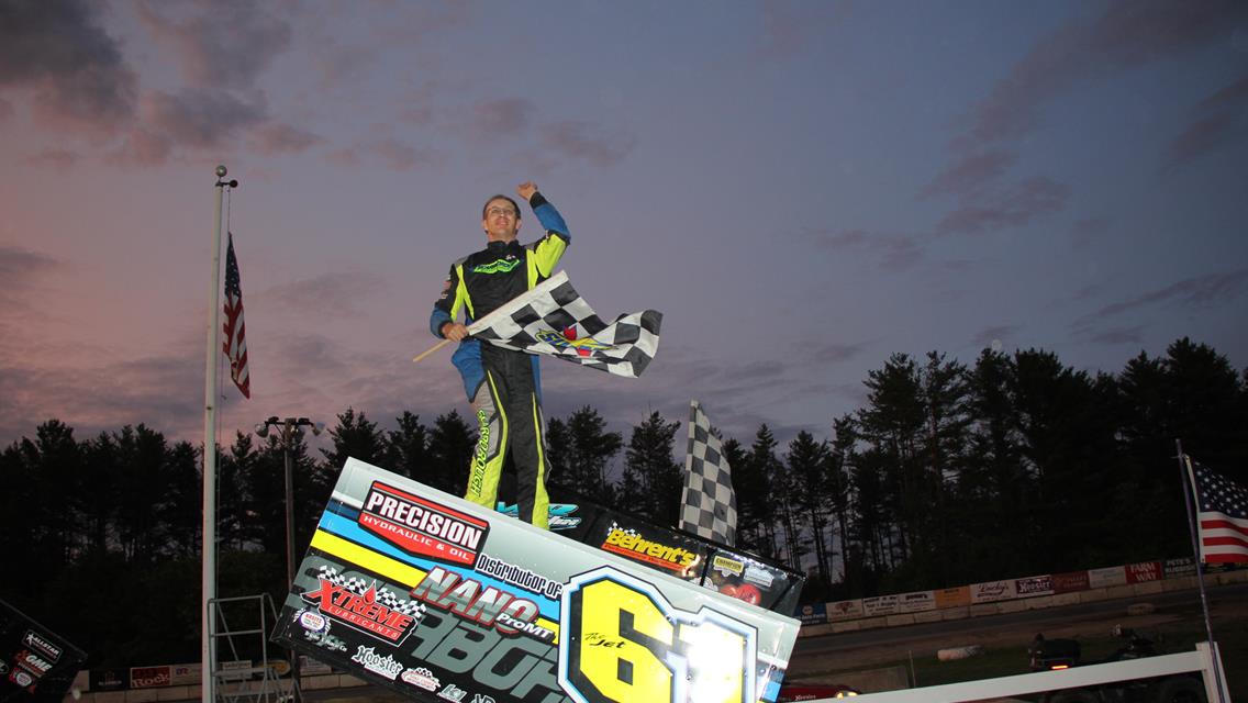 Chris Donnelly in Sportsman Modifieds, Johnny Scarborough in the Sprint Cars of New England and Cody Gregoropoulos were the Big Winners on Wells River