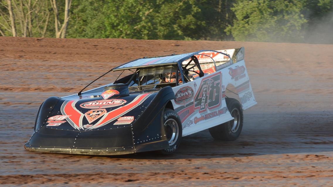 Action Track Preview: Fab Four Heads Into Home Stretch on Big Rig Night