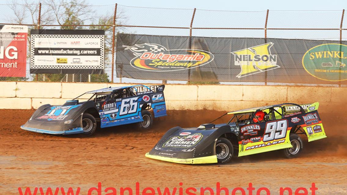 MIKE MULLEN FLIES TO OUTAGAMIE LATE MODEL WIN