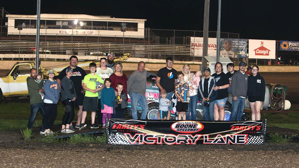 It&#39;s Victory Lane for Wray, McBirnie, Reimers, Knutson, Stensland and Inman