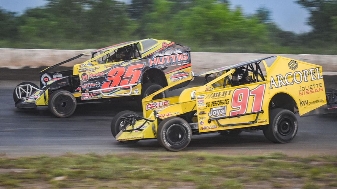A midweek battle on the banks of the Oswego River awaits the top 358 Modified drivers in the Northeast.