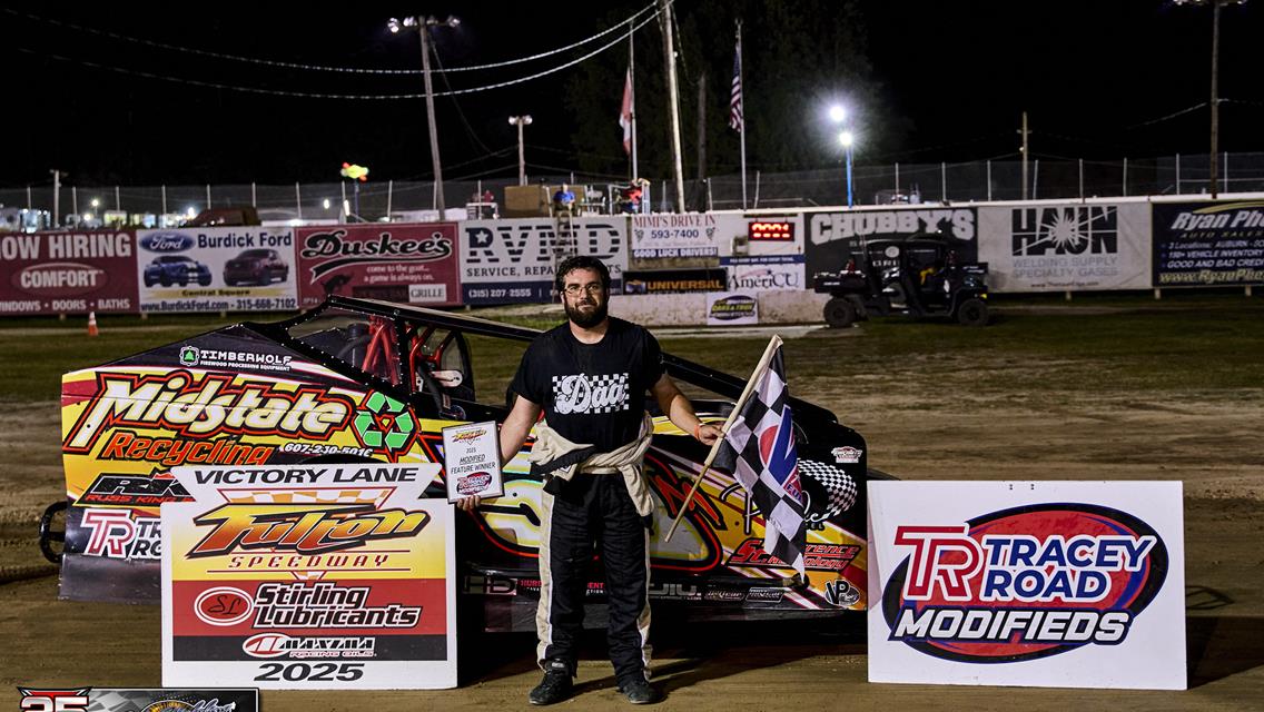 Marshall Hurd Outruns Fulton Speedway Modified Field