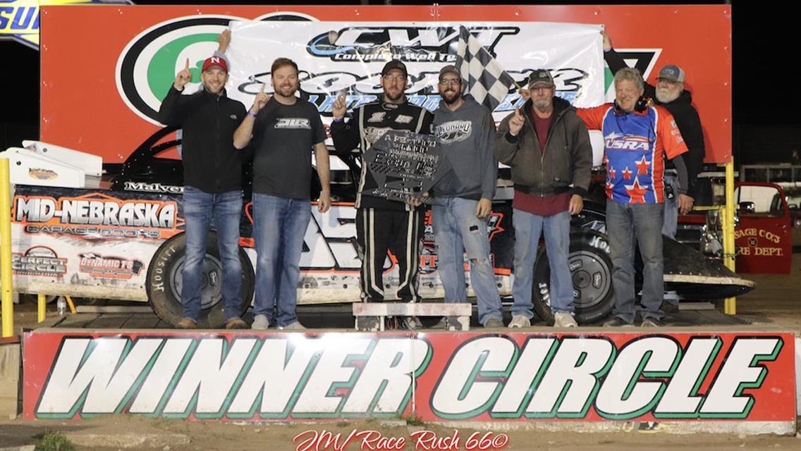 Late restart aids Leonard in Sooner Late Model victory at 81 Speedway