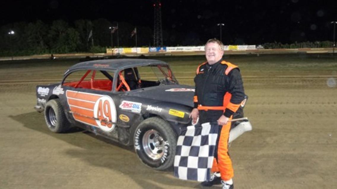 MEL JOSEPH, JR. LEADS FLAG TO FLAG IN LITTLE LINCOLN VINTAGE CARS