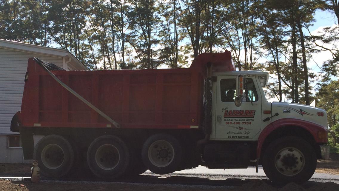 Dump Truck Races at Airborne