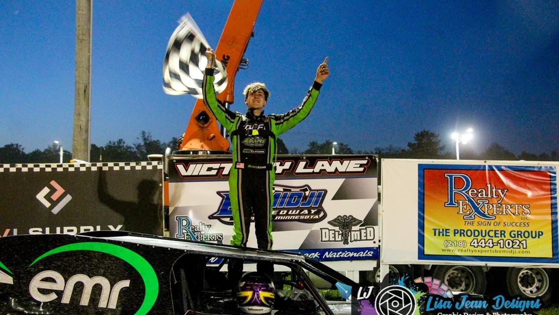 Blake Adams lands WISSOTA Midwest Modified victory at Proctor Speedway