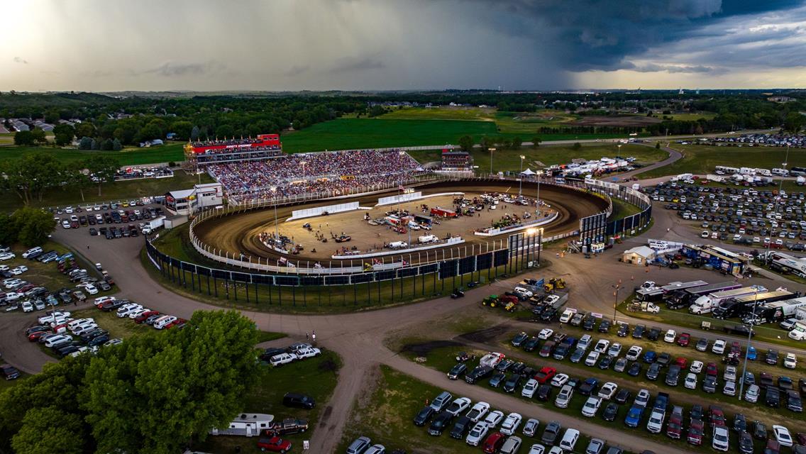 Huset’s Speedway Schedule Showcasing Several Top-Tier Events and Stellar Weekly Competition This Season
