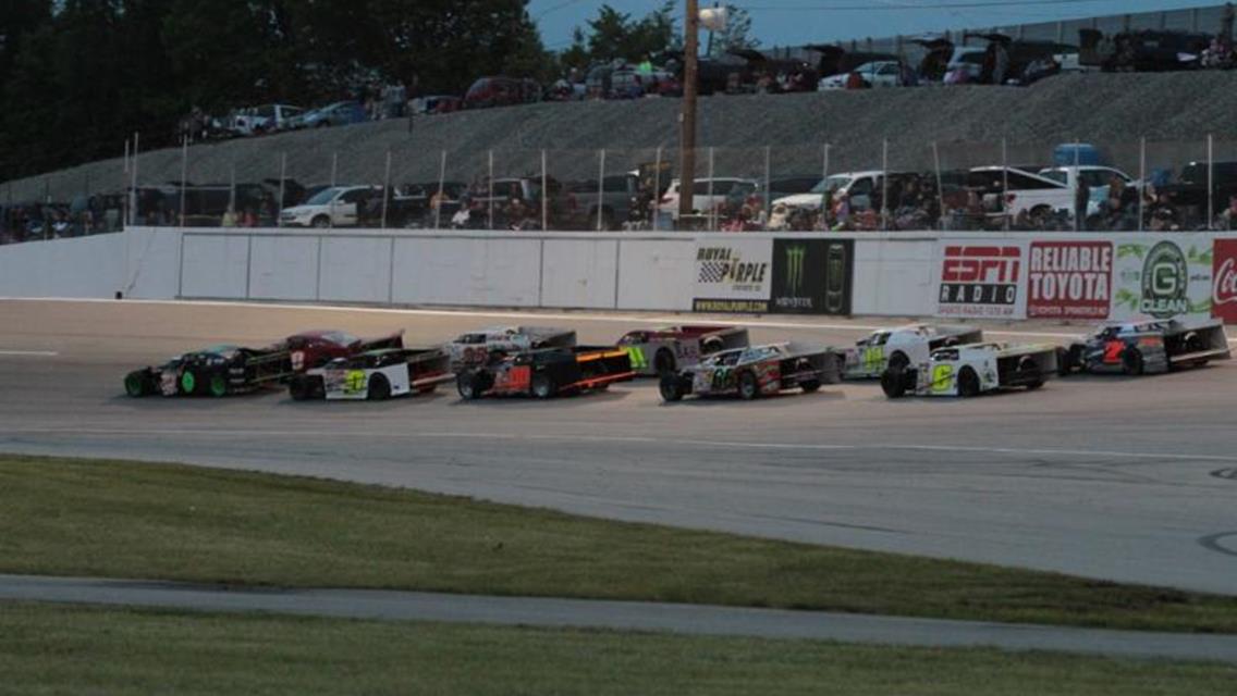 50 Lap Budweiser Shootout for Modifieds at I-44 This Weekend