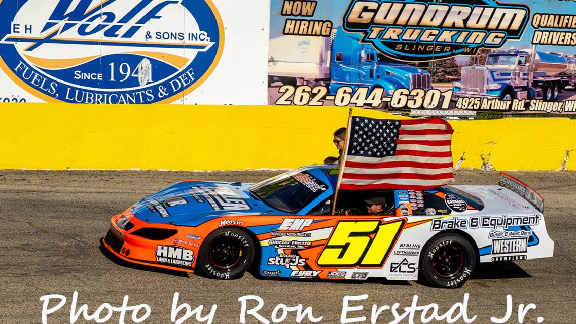 MONDEIK GETS FIRST SLINGER WIN IN MEMORIAL DAY WEEKEND