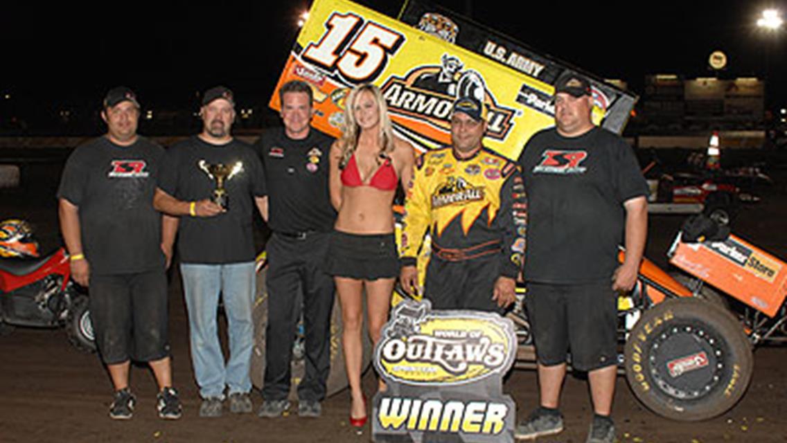 Defending champion Donny Schatz drives to victory in night two of the 57th Gold Cup