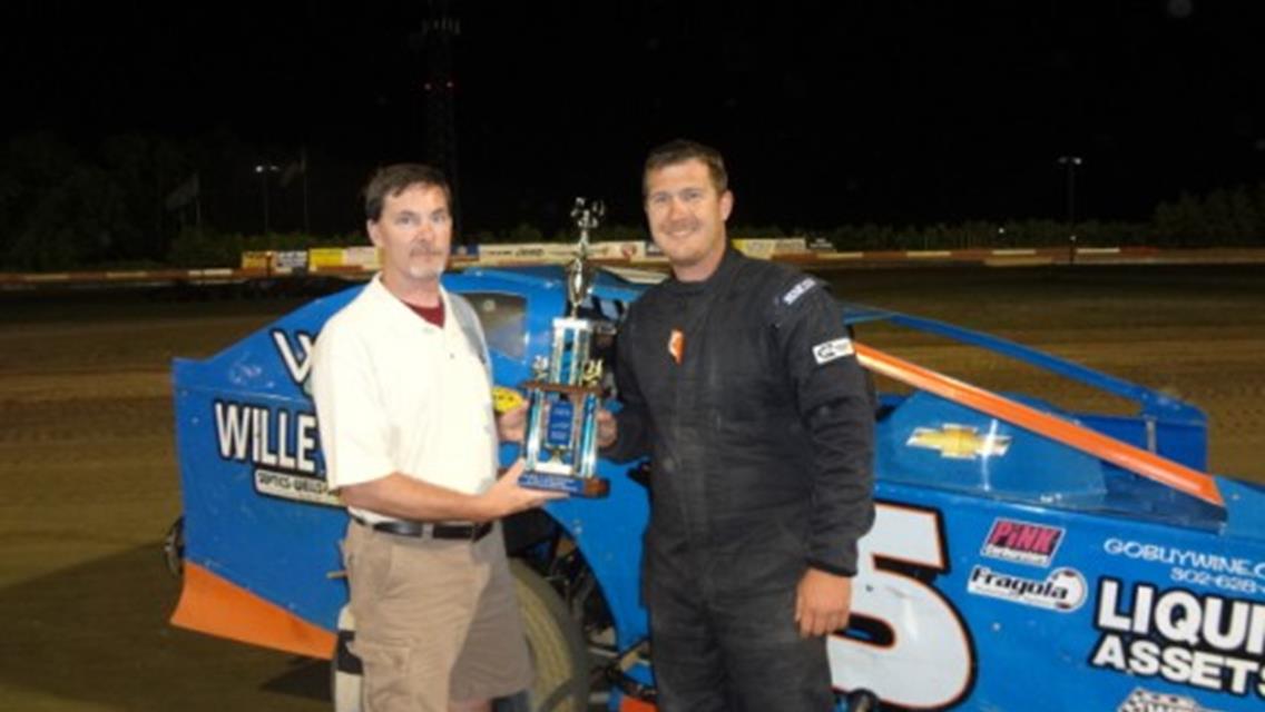 KEVIN SOCKRITER GETS FIRST CAREER WIN IN AC DELCO MODS