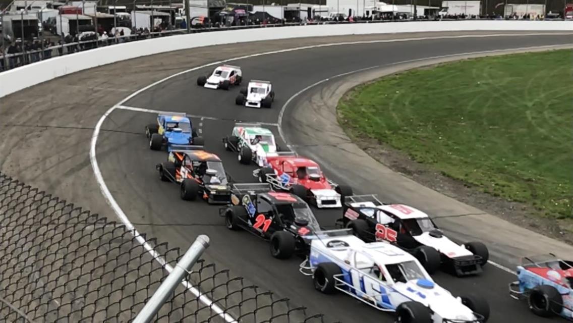 Thanks to all the SK Modified Lap and Purse Sponsors