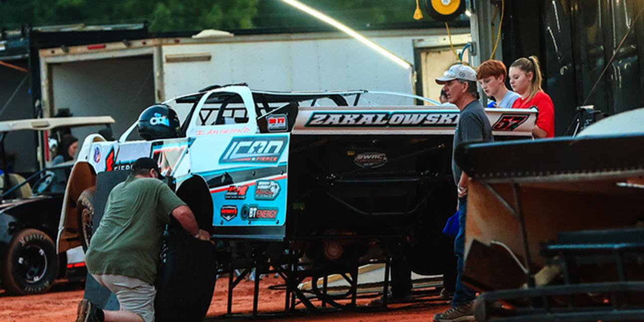 Zakalowski storms to 11th-place finish with Caroli...