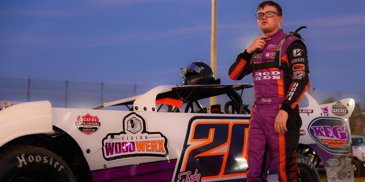 Tristan Chamberlain attends rain-shortened Gopher...
