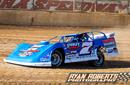 Robinson sidelined by dirt clod in Dirt Track World Championship at Eldora