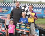 Kyle Berck Wins SLMR at SIS