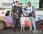 Bickett scores 21st career I-90 win, Yeigh reaches 39th