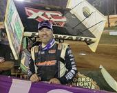 HOWARD TAKES USCS SPRINT CAR  FEATURE AT THE CREEK!