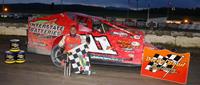 Joey Scarborough wins Firecracker 44 in front of p...