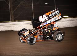 Starks Soaks in First Career DIRTc