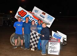 Howard Moore Snags Last-Lap Victor