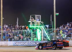Moran Narrowly Edges Thornton in Georgetown Thriller