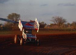 Timms drives to World of Outlaws H