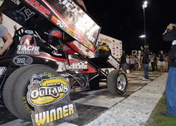 Factory Kahne Shocks Strong At Kno