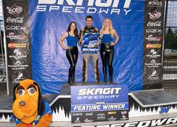 Starks Scores Victory at Skagit Sp