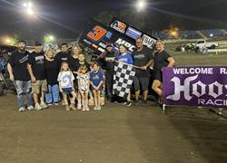 Moore Keeps Rolling With USCS Fire