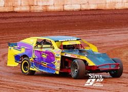 Racing is BACK at Red Dirt Raceway