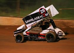 SawBlade.com Sprint Car Adds Centr