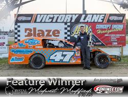 Erik Gruhlke Gets First Ever WISSOTA Feature Win F