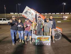 Kelly Miller honors Bill Boyce with Gallatin ASCS